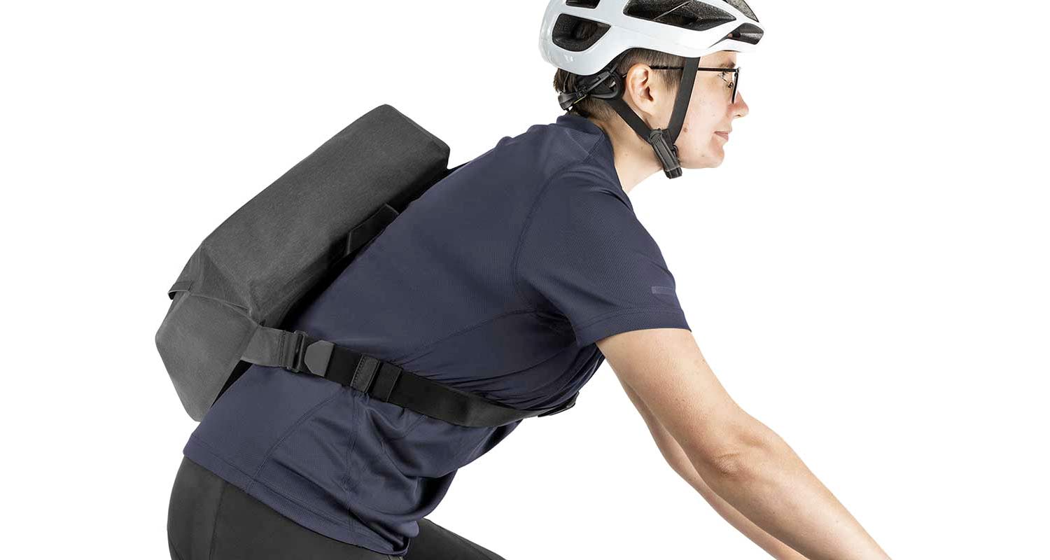 Apidura City Messenger bag, new urban bike commute City Series cycling messenger bags packs