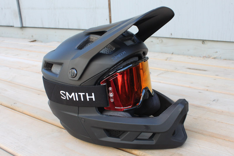 Smith Mainline full face helmet, with Smith Squad MTB goggles