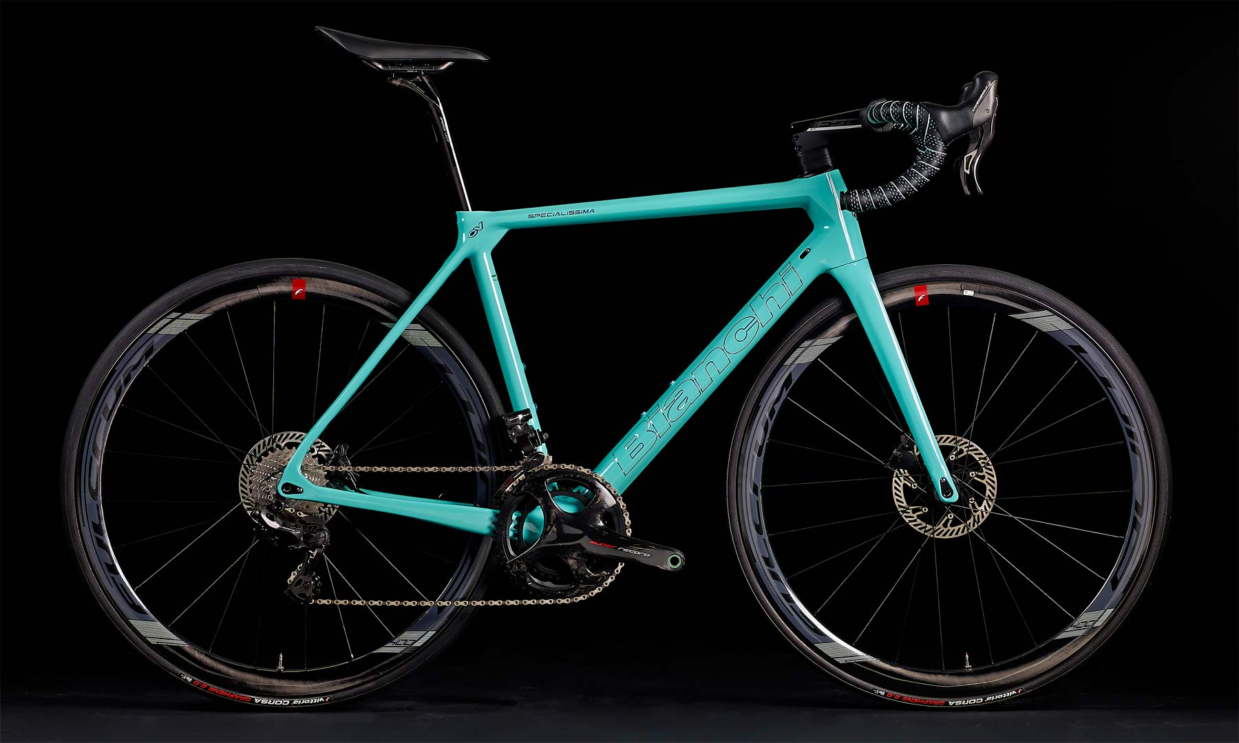 2021 Bianchi Specialissima CV lightweight road bike, Countervail light stiff carbon disc brake road race bike, complete