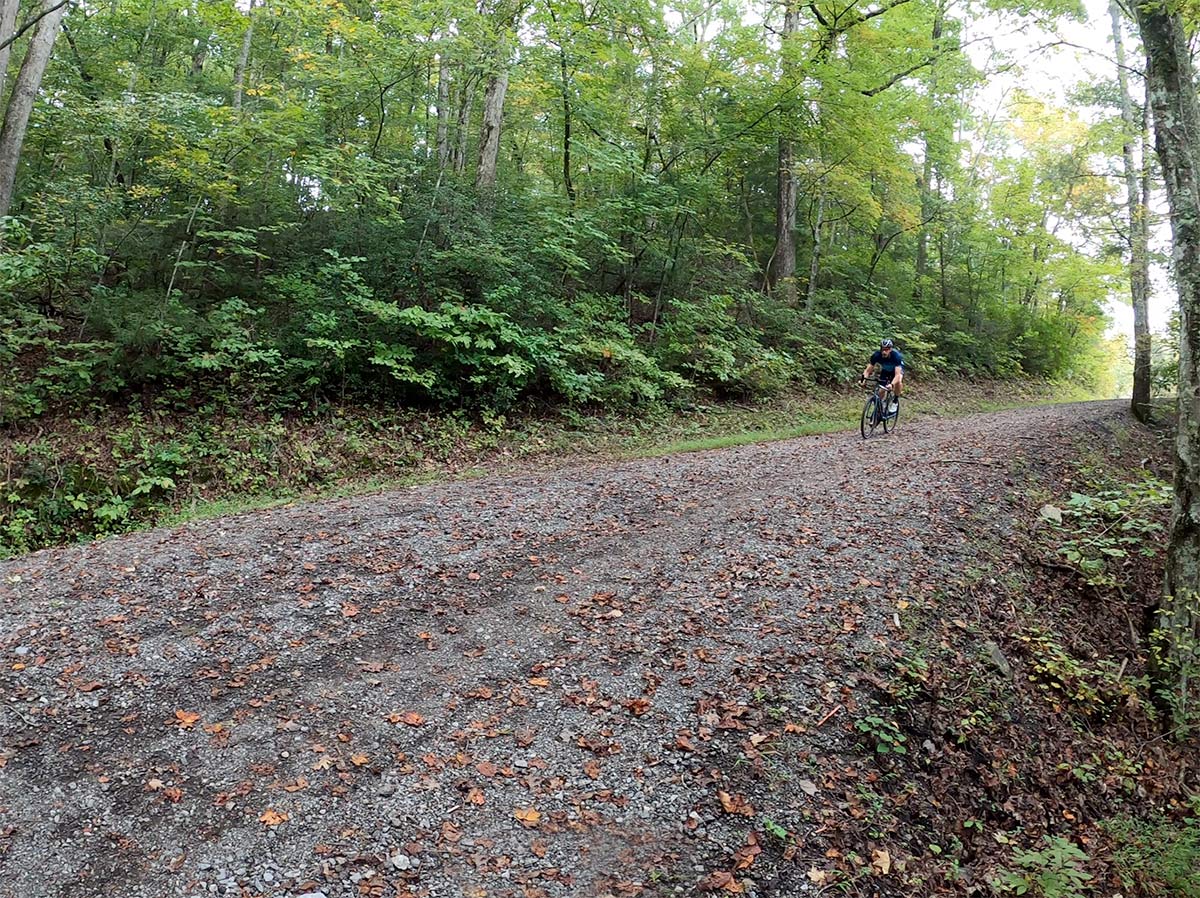 gravel cycling near knoxville on the north boundary greenway dirt roads