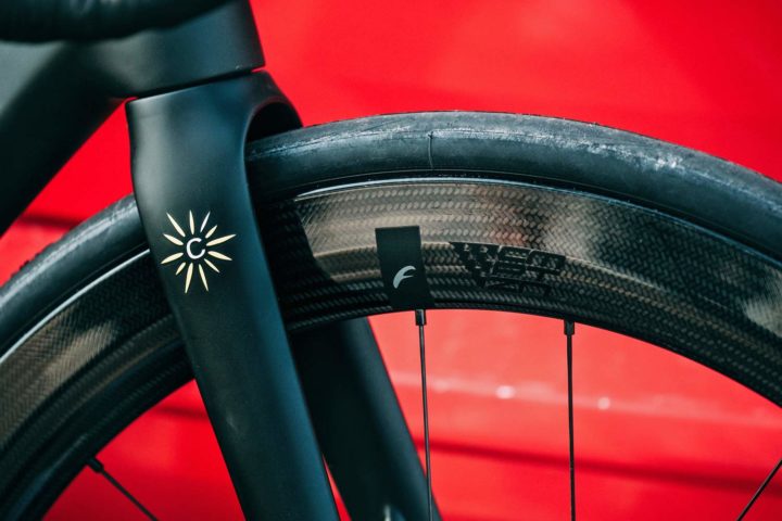 Fulcrum Speed Cmptzn Brings Stealth Race Ready Speed To Aero Carbon