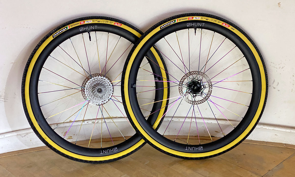 2021 Challenge Getaway gravel tire, all-new fast-rolling 40mm handmade tubeless gravel bike tires, Hunt X-Wide wheelset