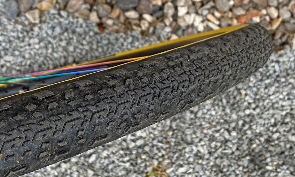 2021 Challenge Getaway gravel tire, all-new fast-rolling 40mm handmade tubeless gravel bike tires, wet tread