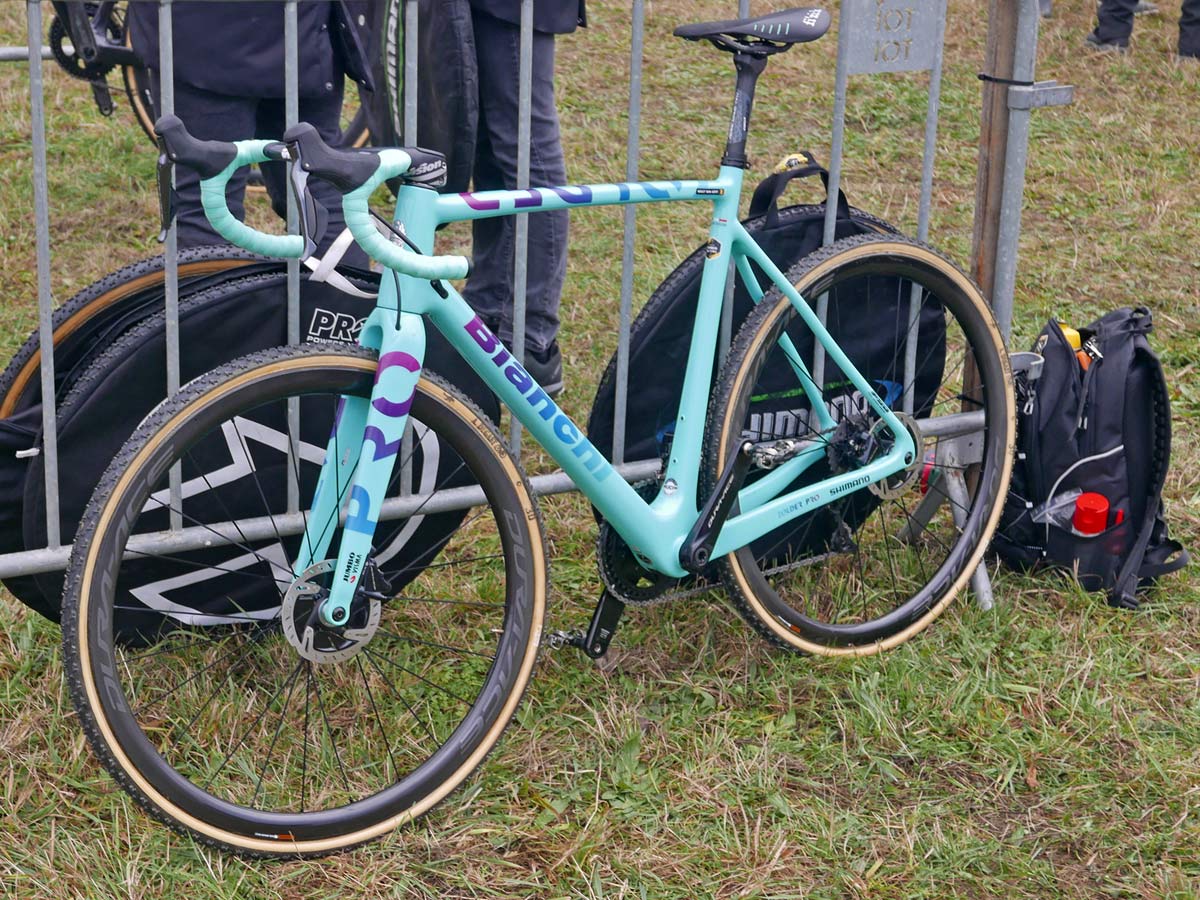 CX Pro Bike Check: Bianchi Zolder Pro carbon cyclocross bike, Wout van Aert at UCI Cyclo-Cross World Cup Tabor, 2021 pit bike
