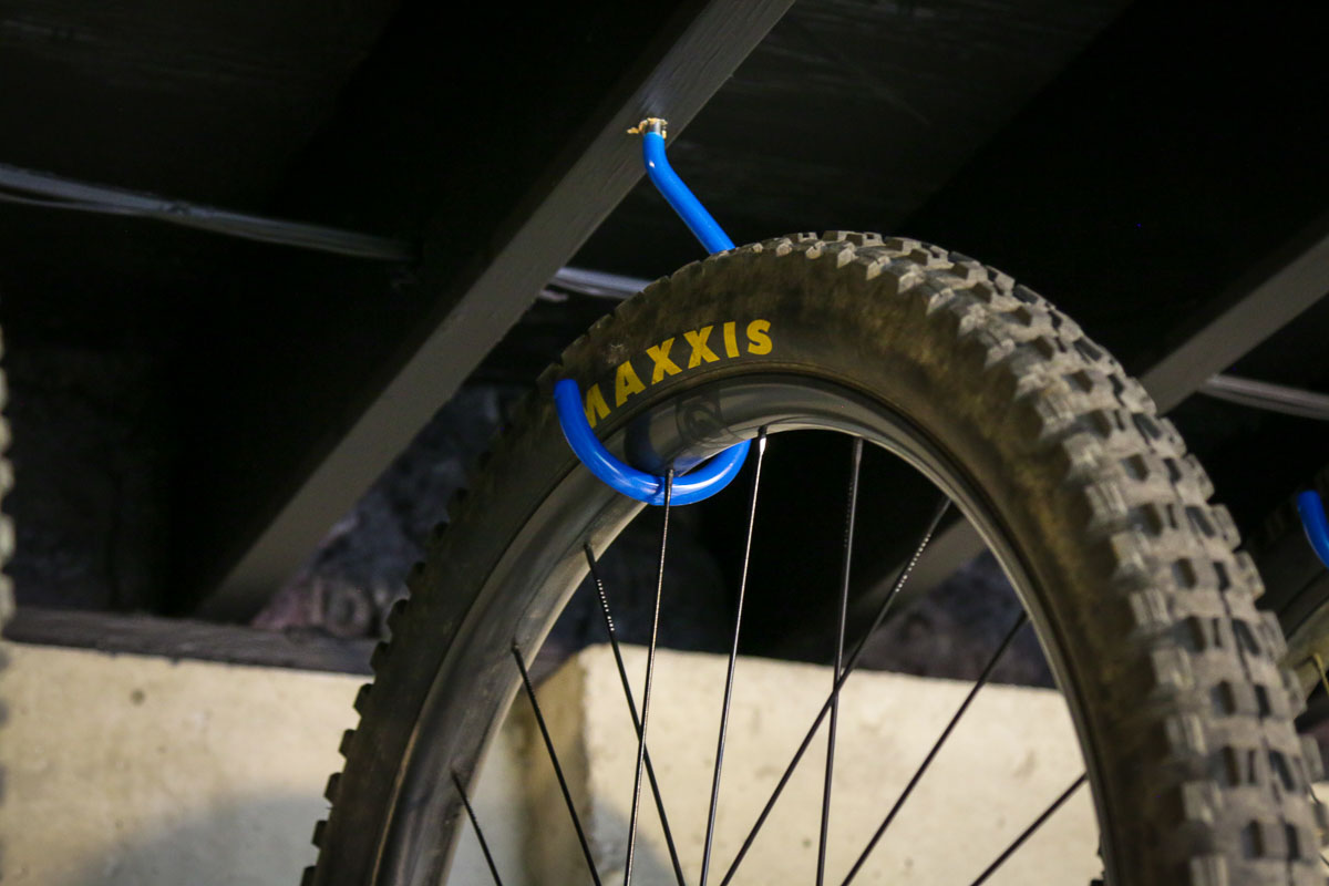 can I hang carbon wheels on bicycle storage hooks