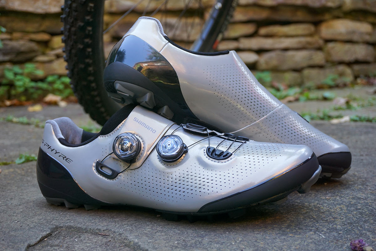 shimano xc901 s-phyre xc mountain bike shoes closeup details