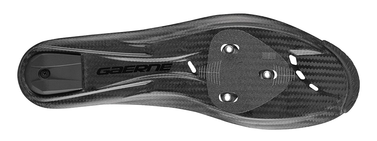 Gaerne G.STL road shoes, top-tier made-in-Italy performance carbon road race bike shoe, full carbon sole