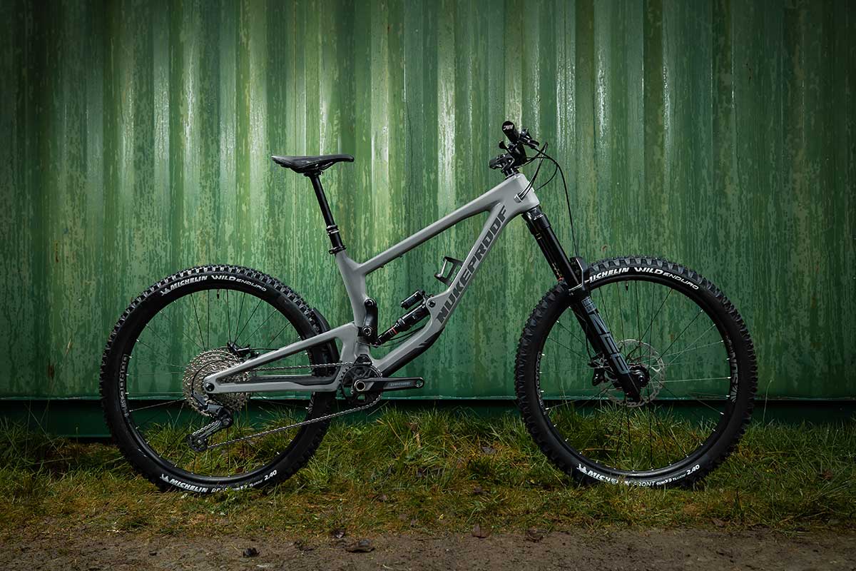 Agnes Gray Dor Symptomen Nukeproof Giga: Super Enduro MTB comes charging