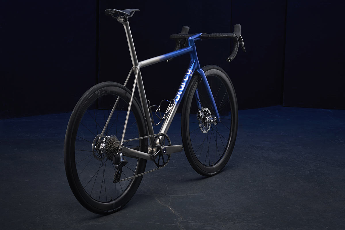 sturdy titanium bikes