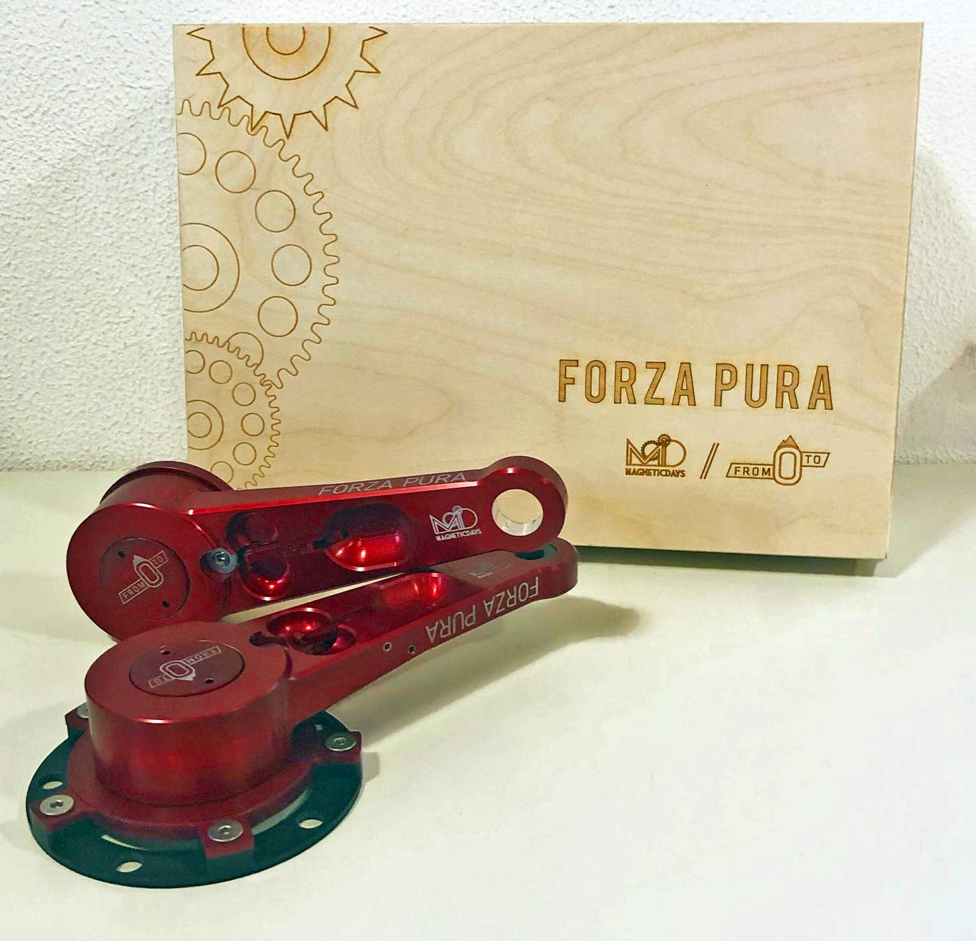 MagneticDays Forza Pura training cranksest, separate spinning crank arms refine pedal stroke and pedal smoothness