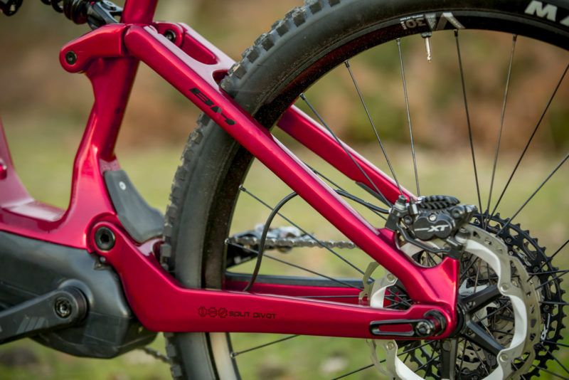 Bh Atomx Lynx Carbon Emtb Goes Stiffer Better Integrated W