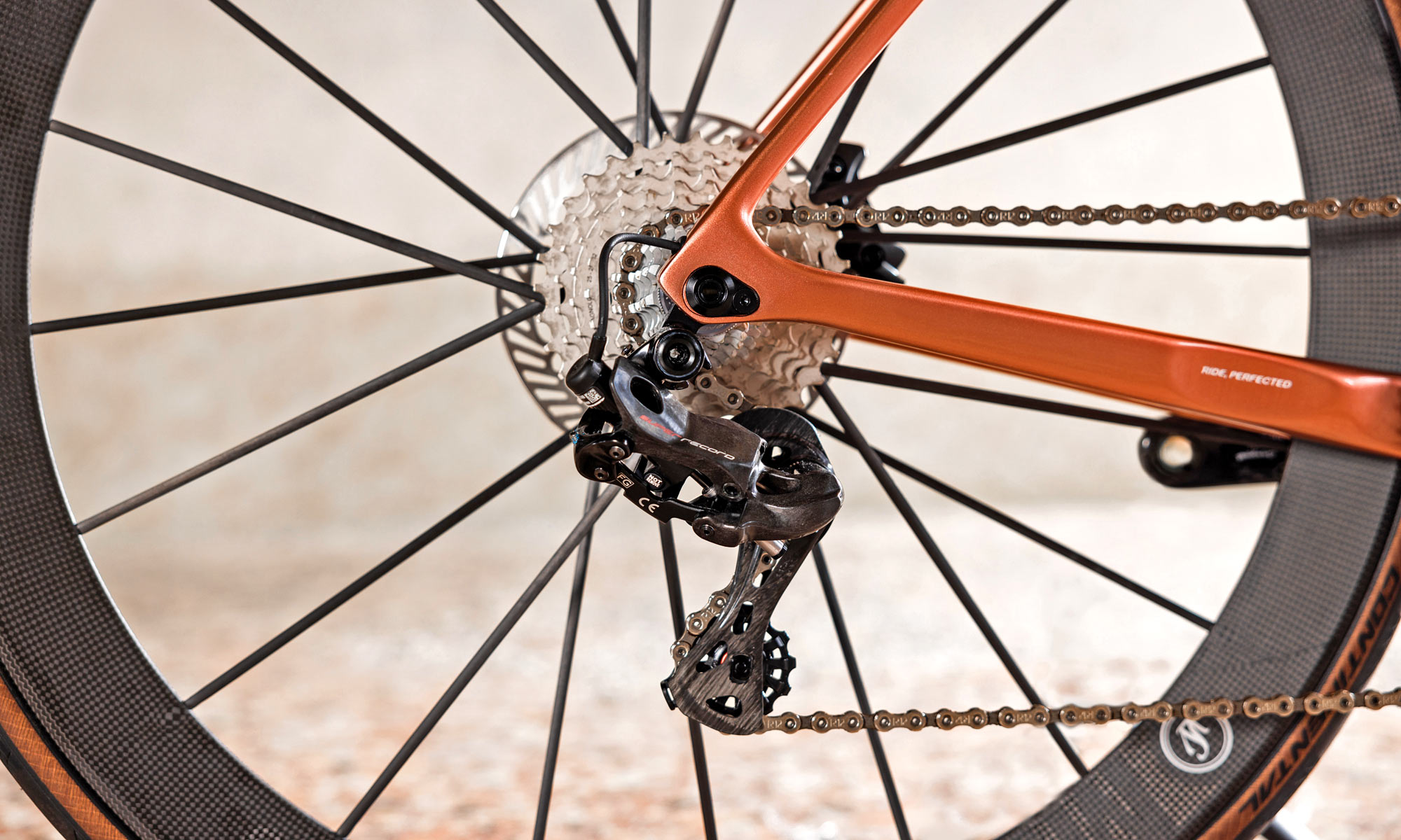 Basso Diamante SV 45th Anniversary road bike experience, 45° Anniversario, Lightweight wheels