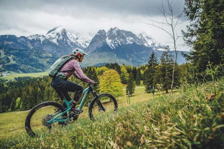 Abus Modrop Quin And Moventor Quin Smart Mtb Helmets Come To The