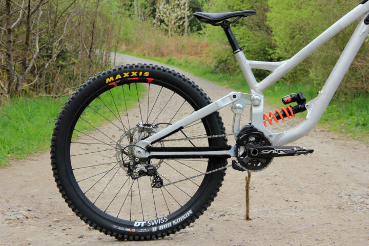 Pro Bike Check Matt Walker S Saracen Myst Prototype DH Bike Bikerumor