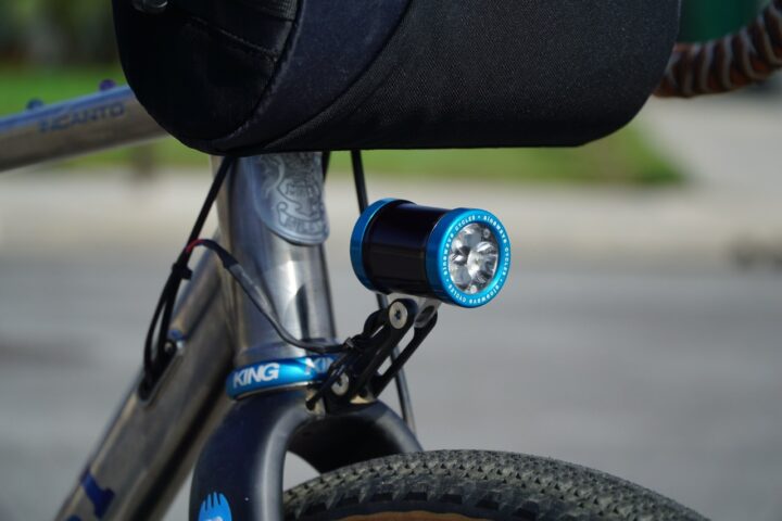 Review Why You Need The Sinewave Beacon 2 Dynamo Light Bikerumor