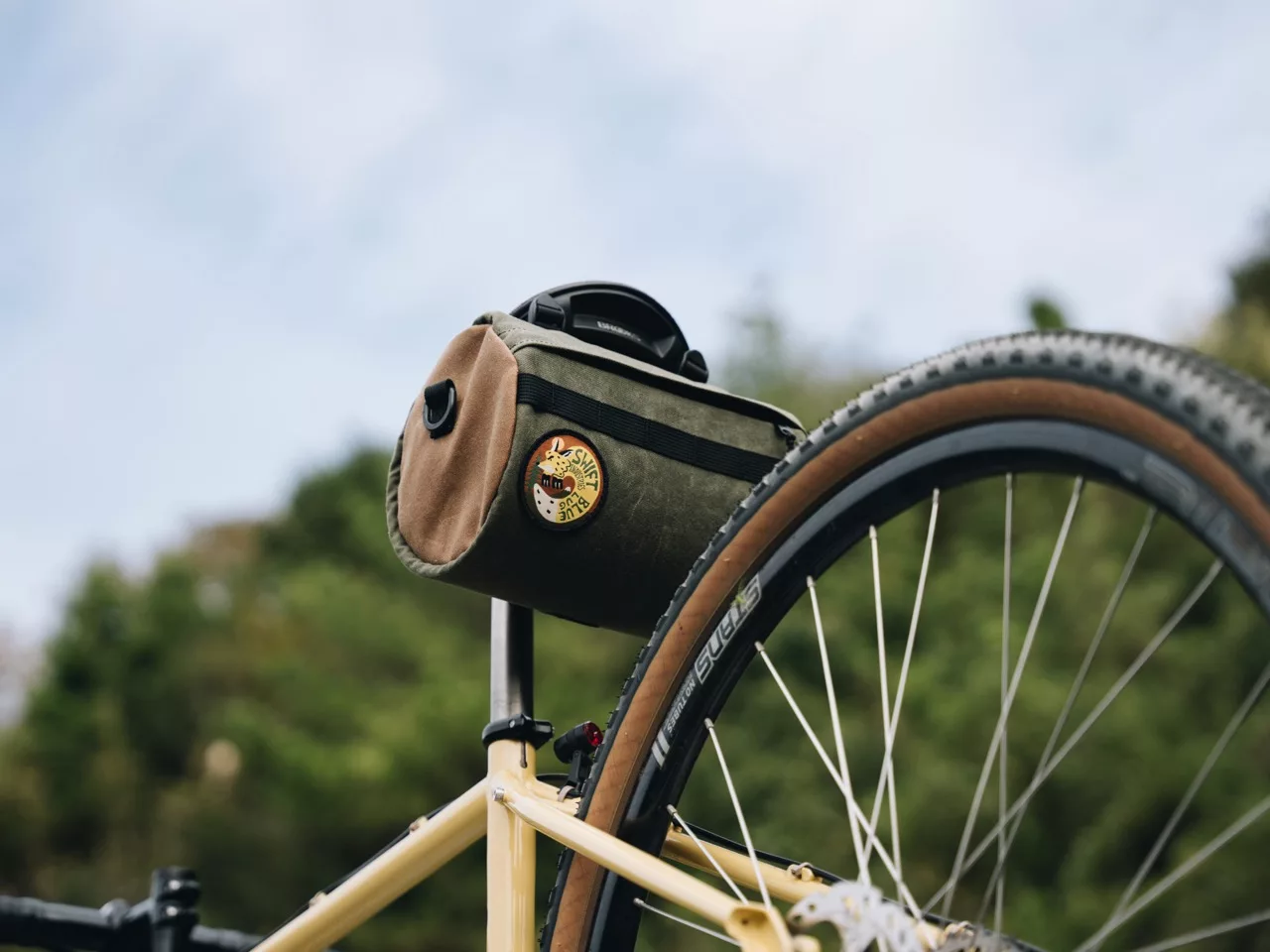 Swift Industries X Blue Lug debut their Caldera Cycling Bag ...