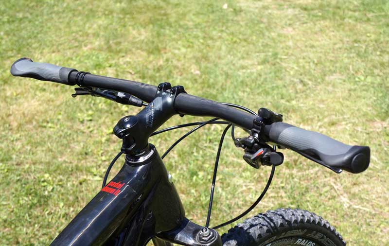 TS Epic Prep: Ritchey WCS Carbon Trail Cockpit & SQlabs Ergonomic Grips