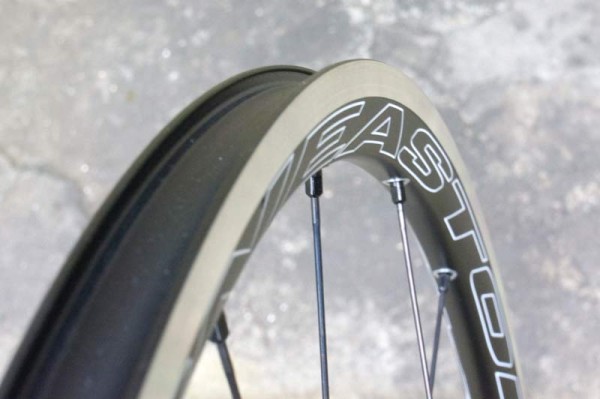 Easton EA90 SLX alloy road bike wheel set review