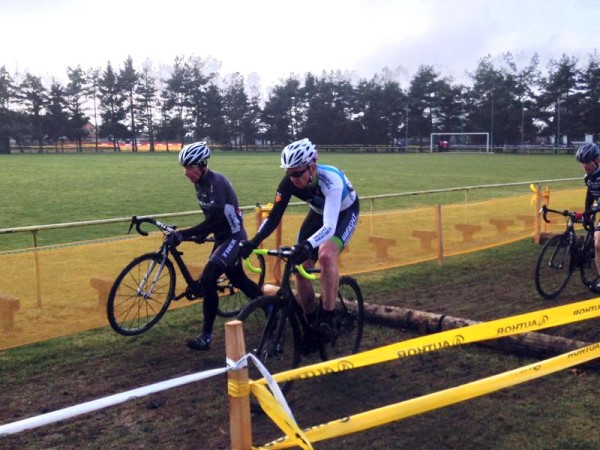 Veloheld IconX disc-brake steel cyclocross frame Cory Benson muddy Czech Cup racing