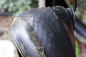 adding sealant to tubeless bike tires