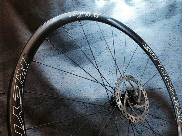 2015-Attack-Disc-29mm-deep-clincher-road-bike-wheels01