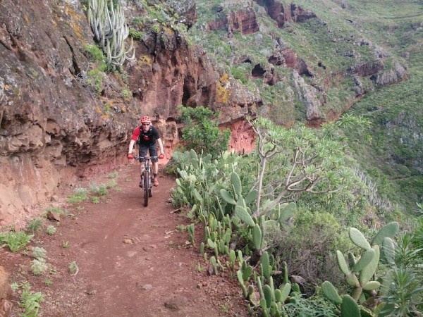 bikerumor pic of the day mountain biking tenerife, the canary islands