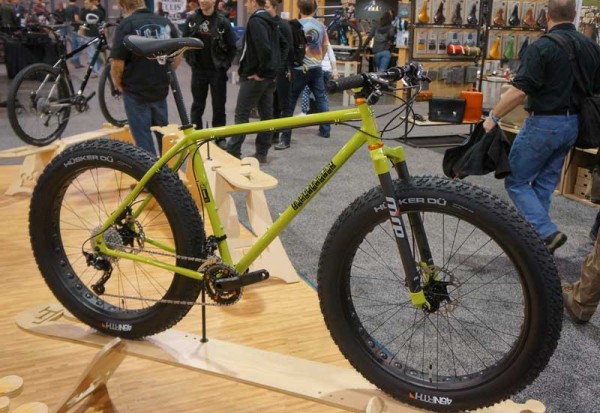 Independent-Fabrication-Chubby-Deluxe-custom-fat-bike