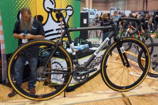 Independent-Fabrication-carbon-fiber-cyclocross-bike