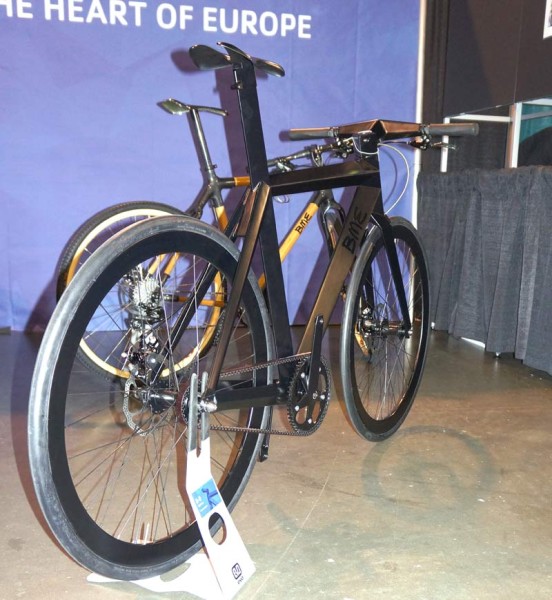 NAHBS2014-BME-Designs-stealth-fighter-city-bicycle02