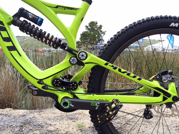 Pivot phoenix dh online carbon 27.5