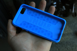 Thule iphone case (2)