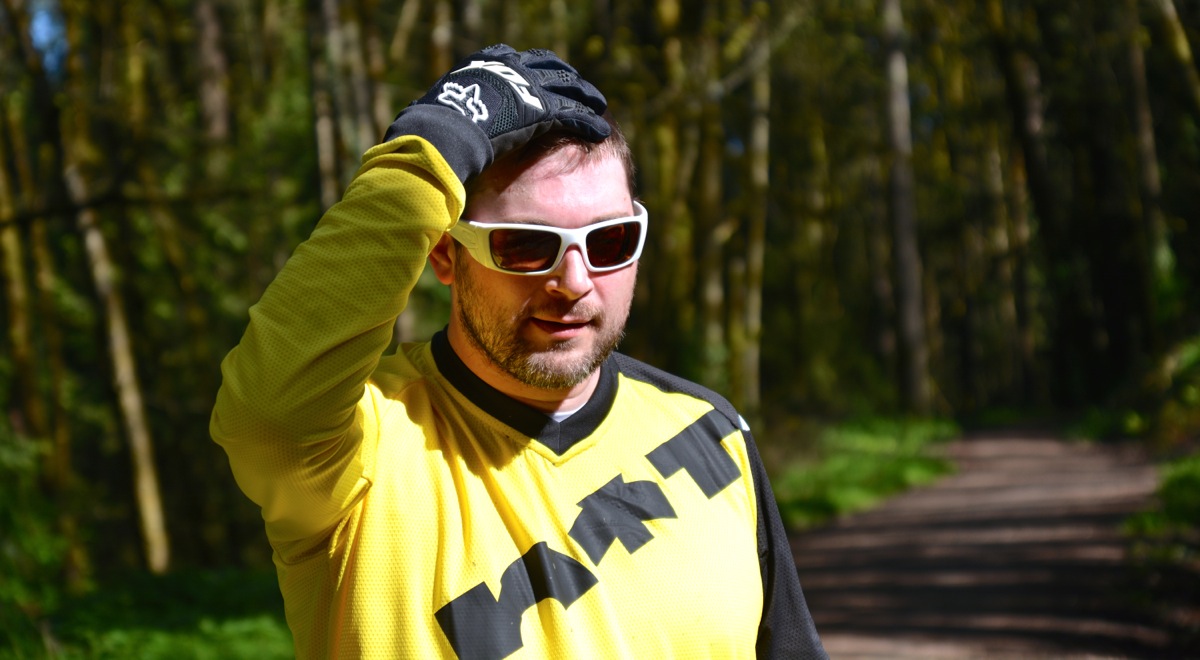 Review: ADS Sports Eyewear's Lenticular Free-Form Digital Lenses and Oakley  Fuel Cell Wraparound Frames - Bikerumor