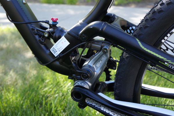 GT-Helion-alloy-pro-XC-full-susp-mountain-bike