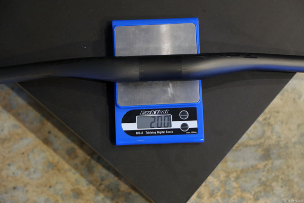 Santa Cruz Carbon Handlebar 800mm Riser Scale Weight