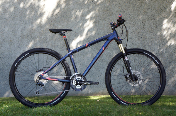 2015-Felt-7-Sixty-womens-650B-alloy-hardtail-mountain-bike