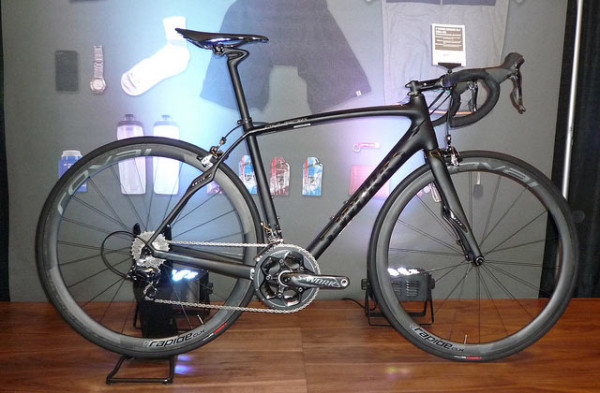 2015-specialized-roubaix-s-works-endurance-road-bike1