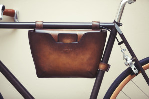Berlutti_x_Victoire_Cycles_Berlutti_custom_leather_frame_bag