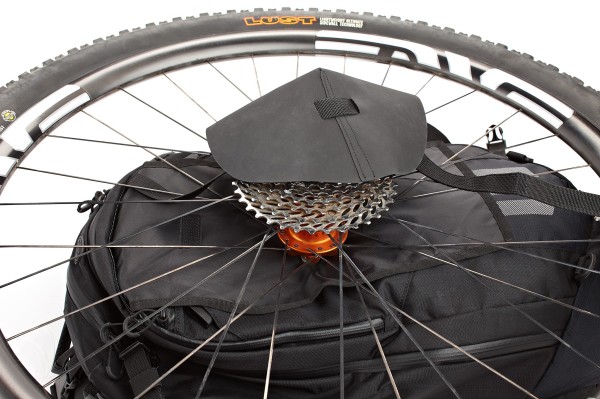 Enve Wheel backpack wheel bag (10)