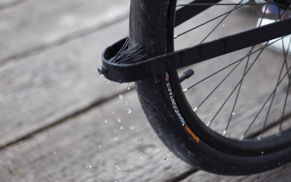 SEA-DENNY-The-fender-is-designed-to-remove-water-from-the-tire-by-disrupting-the-flow-with-rubber-bristles-1160x730