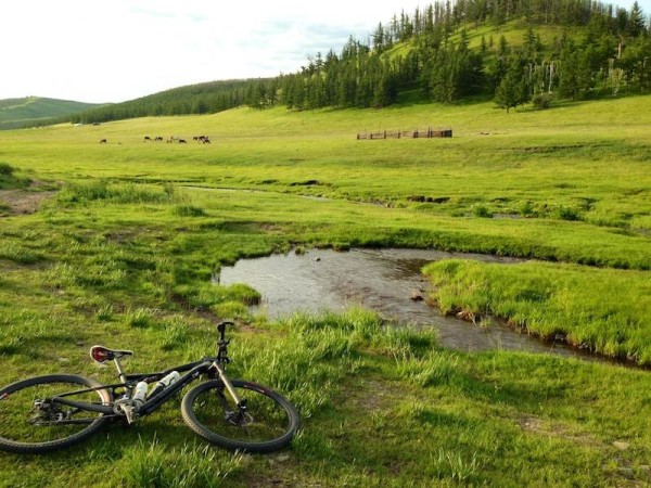 bikerumor pic of the day orkhon valley, erdene zuu, mongolia bike ride