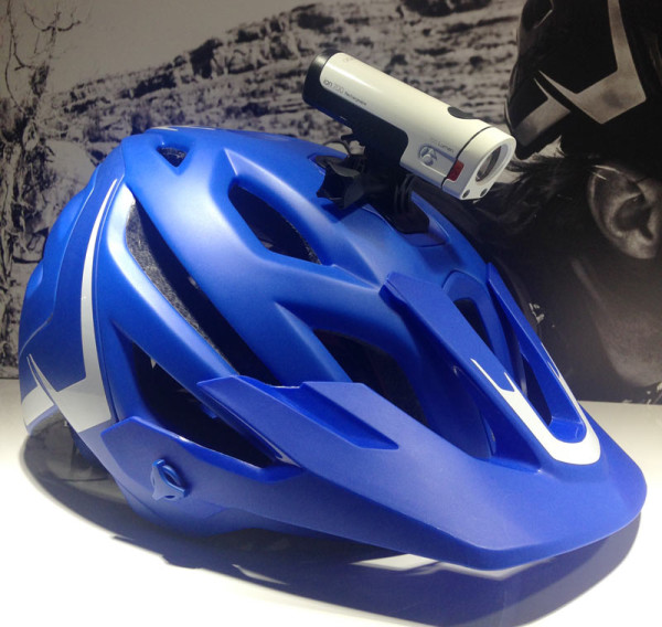 2015-Bontrager-BlenderTech-computer-light-accessory-mount-helmet
