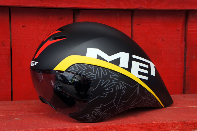 EB14: MET Goes Enduro w/ 700g Full Face Helmet, Plus new Drone