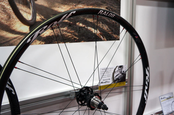 2015-Rolf-Prima-Ralos-CXC-carbon-650B-mountain-bike-wheels