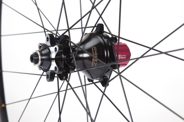 BST-Synergy-Nano-carbon-fiber-mountain-bike-wheels01