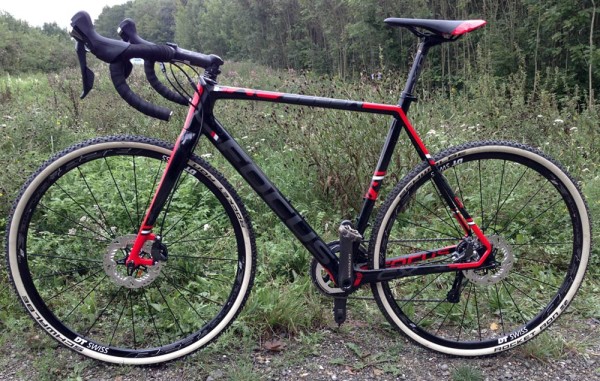 Focus_Mares_Disc_carbon_cyclocross_bike_test_ride_skinwill_Rocket-Ron_complete_non-driveside