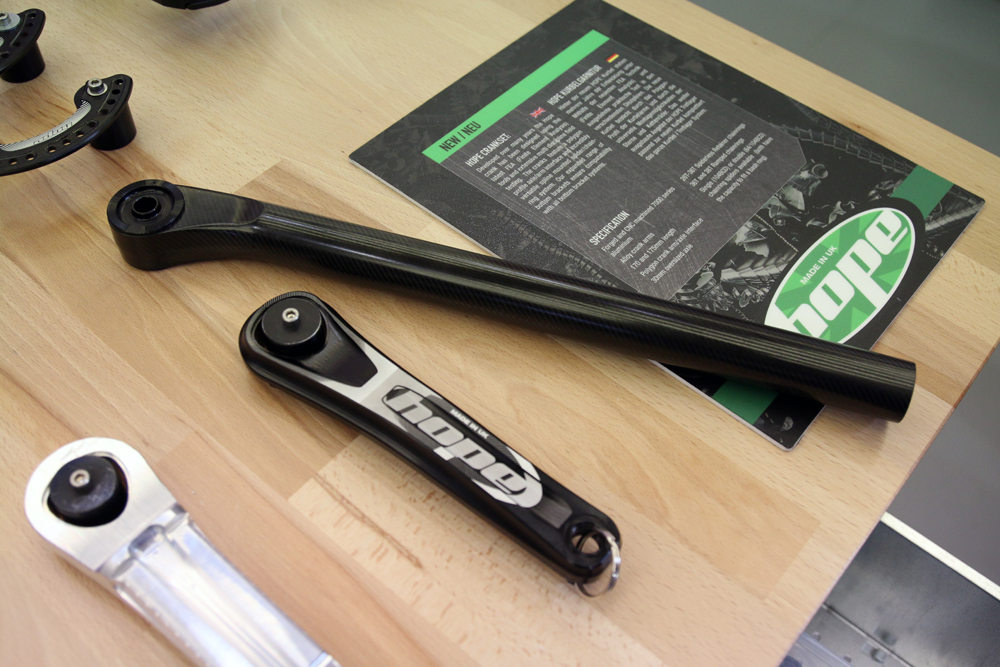 EB14: Hope Working on Made-In-The-UK Carbon Fiber, Shows New Cranksets, Chainguide, Dropper Guide, and more