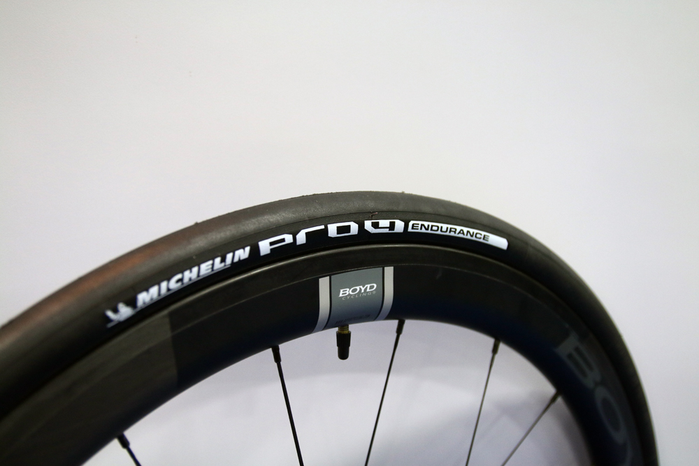 IB14: Michelin Sizes Up with 28mm Pro 4 Endurance Road Bike Tires