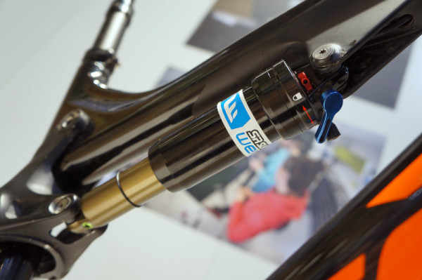 SR-Suntour-Durolux-Werx-prototype-rear-shock