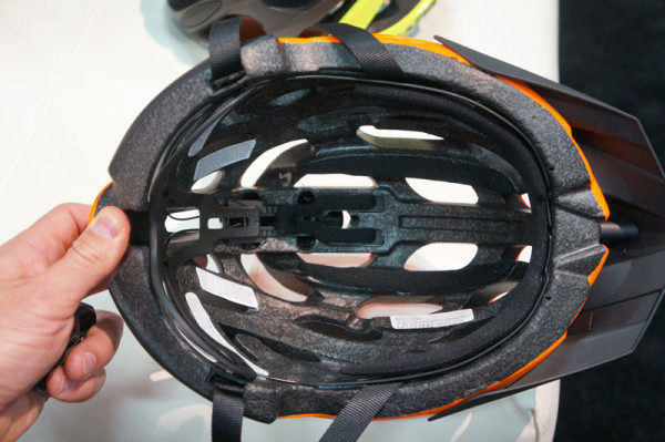 lazer-blade-magma-premium-budget-bicycle-helmet
