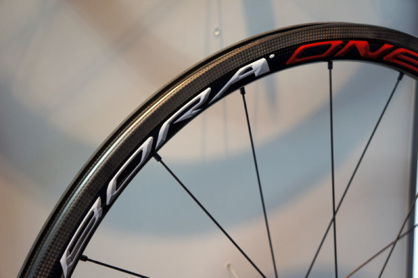 2015 Campagnolo Bora Ultra and Bora One carbon clincher road bike wheels specs and weights